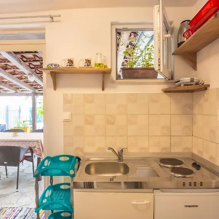Charming 5-Bed House In Split سبليت